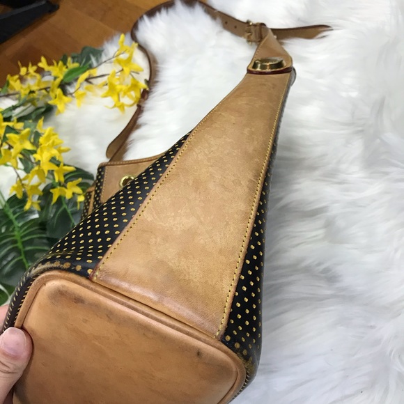 SALE Dooney & Bourke Vintage Drawstring Bucket Bag - Picture 5 of 16